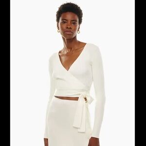 Aritizia Wilfred All Tied Up Long-Sleeve Sweater in size L